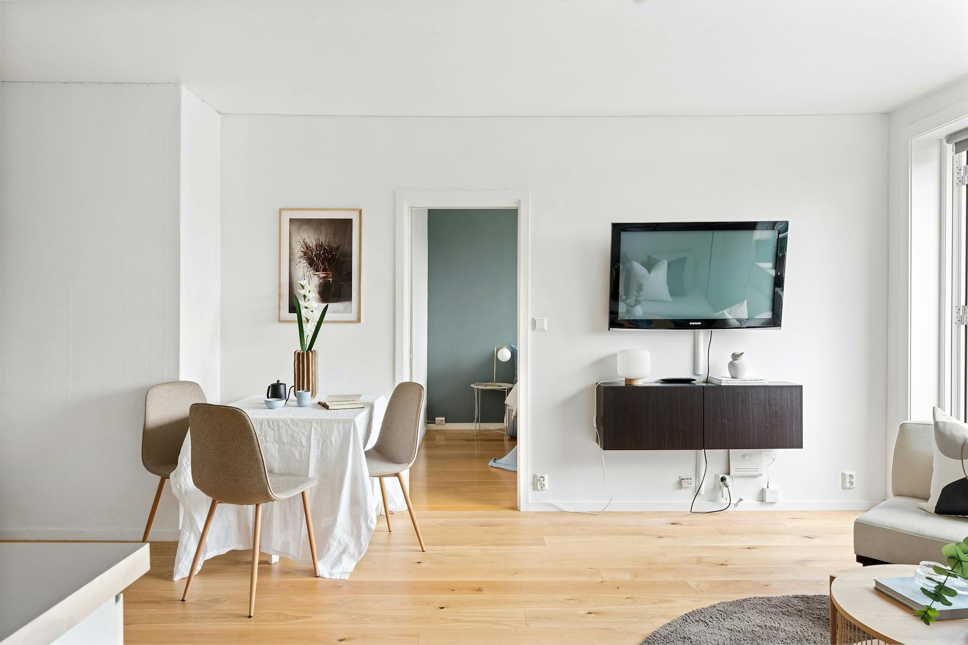 Hay Verkoopwinkel -Hay Verkoopwinkel pexels lisa anna 901356985 19899067