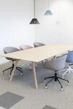 Hay About A Chair AAC53 Bureaustoel, Onderstel Zwart, Hallingdal 130 -Hay Verkoopwinkel x886x886 Gispen Fontys R4 Eindhoven K5B9771.jpg.pagespeed.ic .ygUE5uj9g4