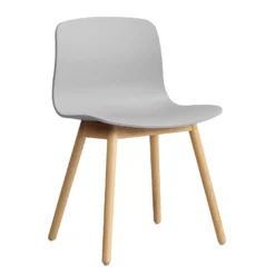 Hay AAC12 Stoel Gelakt Eiken Onderstel Concrete Grey