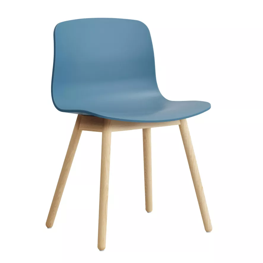 Hay AAC12 Stoel Gezeept Eiken Onderstel Azure Blue 1 Hay AAC12 Stoel Gezeept Eiken Onderstel Azure Blue