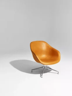 Hay About A Lounge Chair AAL81 Fauteuil, Sense Cognac, Gepolijst Aluminium -Hay Verkoopwinkel x886x886 hay aal81 silk cognac loungechair sfeer1.jpg.pagespeed.ic .XMwklCKmeM