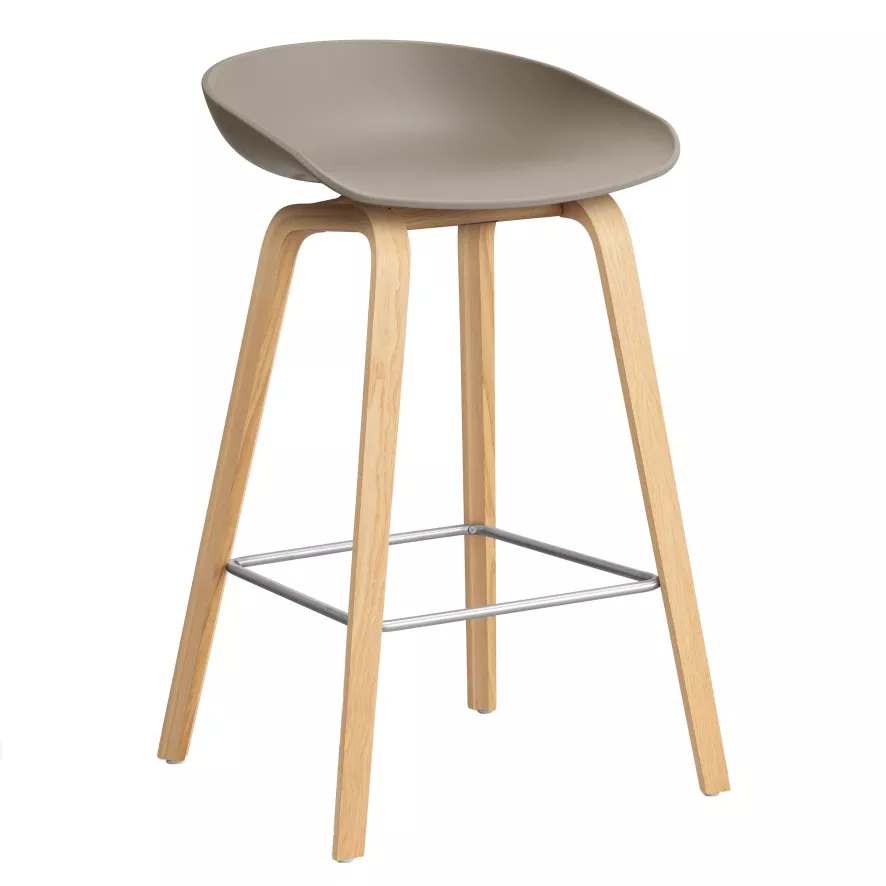 Hay AAS32 Barkruk 65cm Gelakt Eiken Onderstel Khaki 1 Hay AAS32 Barkruk 65cm Gelakt Eiken Onderstel Khaki