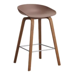 Hay AAS32 Barkruk 65cm Gelakt Walnoot Onderstel Soft Brick