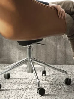 Hay About A Chair AAC155 Bureaustoel Atlas 931 9 Hay About A Chair AAC155 Bureaustoel Atlas 931 -Hay Verkoopwinkel x886x886 hay about a chair aac155 bureaustoel5.jpg.pagespeed.ic .ivHdBkmVYN