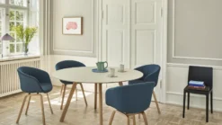 Hay Copenhague CPH25 Tafel 140, Gelakt Eiken, Off White Linoleum -Hay Verkoopwinkel x886x886 hay about a chair aac25 soft stoel2.jpg.pagespeed.ic .Y9ZQBMsu1u