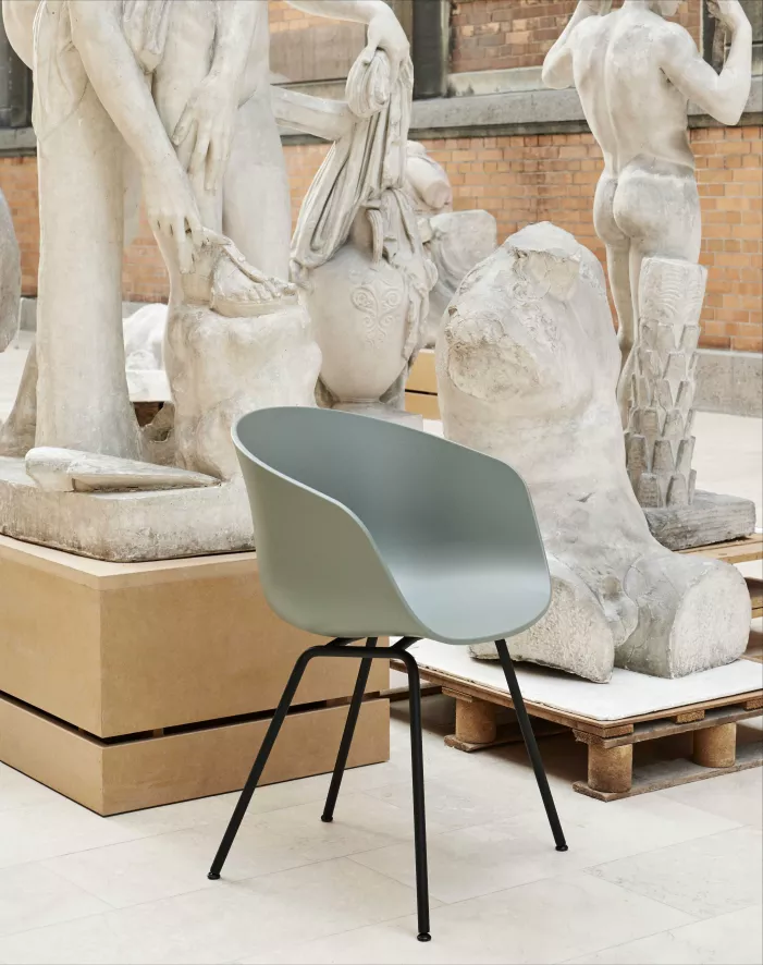 Hay AAC26 Stoel Zwart Onderstel Slate Blue 8 Hay AAC26 Stoel Zwart Onderstel Slate Blue - Afbeelding 8