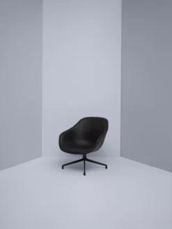 Hay About A Lounge Chair AAL81 Fauteuil, Sense Cognac, Gepolijst Aluminium -Hay Verkoopwinkel x886x886 hay about a loungechair aal81 sierra leather sfeer 1.jpg.pagespeed.ic .QQLdDrAate