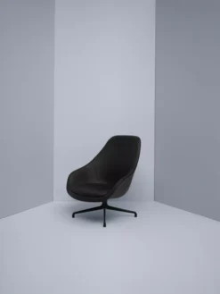 Hay About A Lounge High AAL91 Fauteuil Divina Mel 971, Polished -Hay Verkoopwinkel x886x886 hay about a loungechair aal91 sierra leather sfeer 1.jpg.pagespeed.ic .dzFD6B6pGX