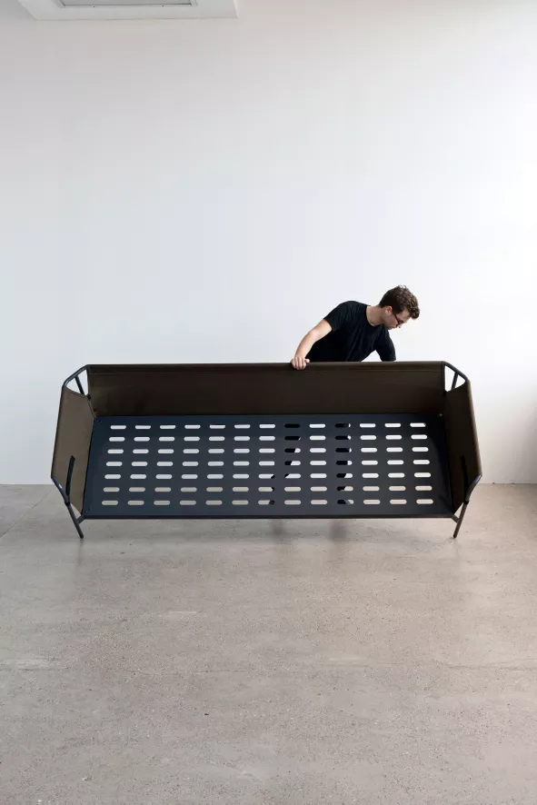 Hay Tweedekansje - Can Sofa 3-zits Gepoedercoat Staal, Canvas Zwart Surface 120 2 Hay Tweedekansje - Can Sofa 3-zits Gepoedercoat Staal, Canvas Zwart Surface 120 - Afbeelding 2