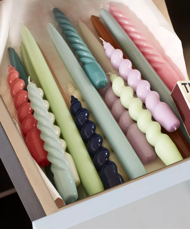 Hay Candle Twist Kaarsen Set Van 6 Green, Citrus, Beige 5 Hay Candle Twist Kaarsen Set Van 6 Green, Citrus, Beige - Afbeelding 5