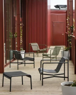 Hay Palissade Voetenbank Iron Red -Hay Verkoopwinkel x886x886 hay palissade voetenbank4.jpg.pagespeed.ic .brMfretbfC