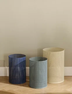 Hay Perforated Bin Prullenbak M Petrol Blauw 25 Hay Perforated Bin Prullenbak M Petrol Blauw -Hay Verkoopwinkel x886x886 hay perforated bin prullenbak m2.jpg.pagespeed.ic .SWHvlSrAmJ 1