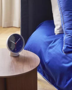 Hay Table Clock Klok Zwart 9 Hay Table Clock Klok Zwart -Hay Verkoopwinkel x886x886 hay table clock klok2.jpg.pagespeed.ic .zzzHMhfSVN 2