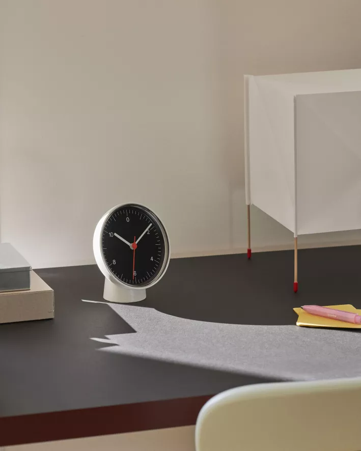 Hay Table Clock Klok Groen 6 Hay Table Clock Klok Groen - Afbeelding 6
